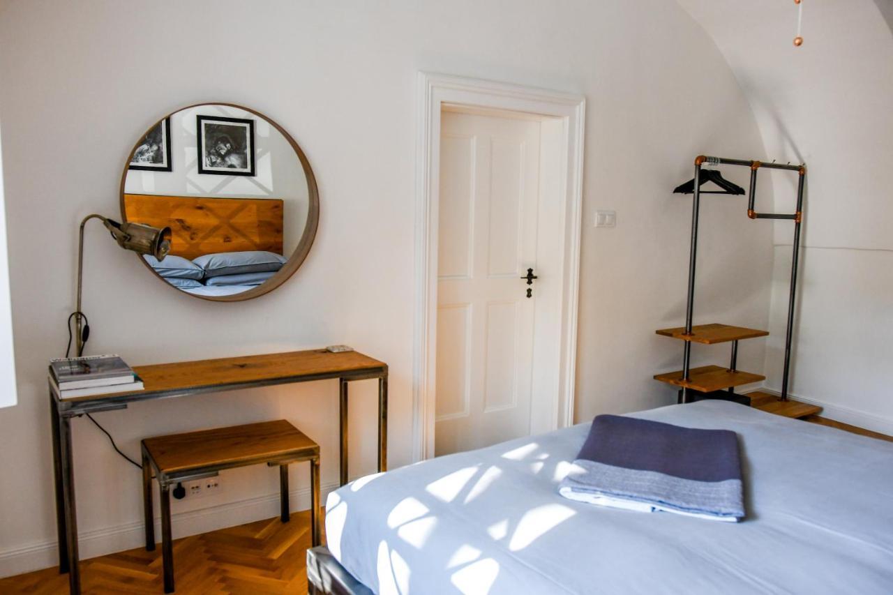 Beautiful 2Bed Apartment In The Centre Of Βαράζντιν Εξωτερικό φωτογραφία